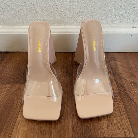 Fashion Nova Shoes - Fashion nova heels size:7